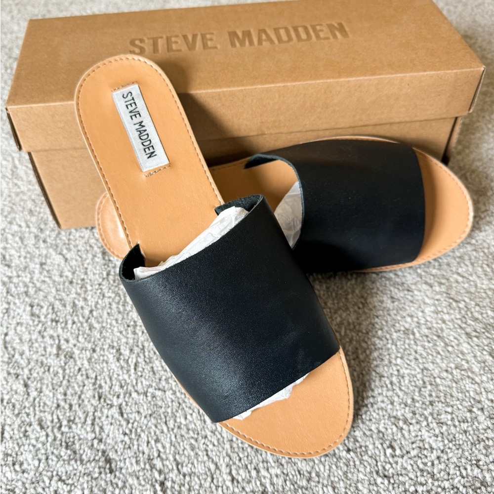 COPY - STEVE MADDEN LIKE NEW GRACE SANDAL/FLAT | SIZE 9 | BLACK & CAMEL